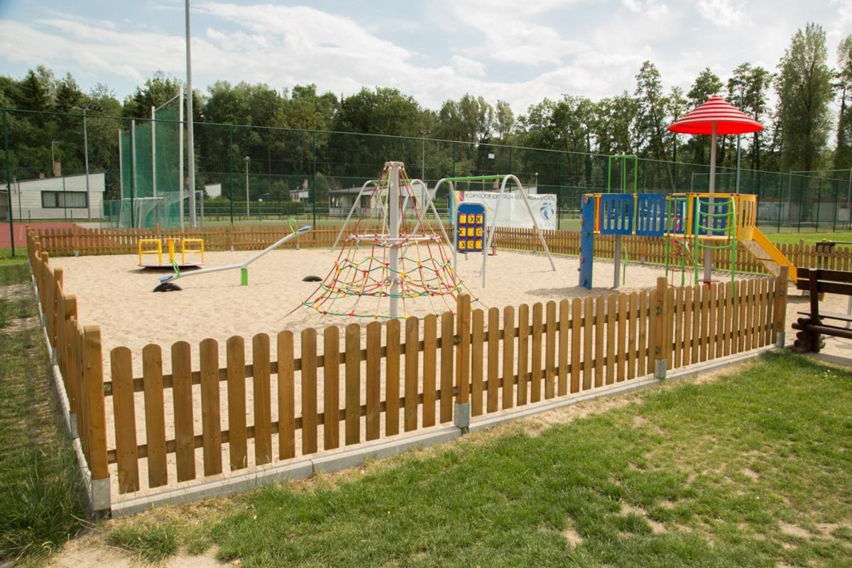Camping Oaza Blonie Kornik Domki Standard - 3 Pokoje Εξωτερικό φωτογραφία