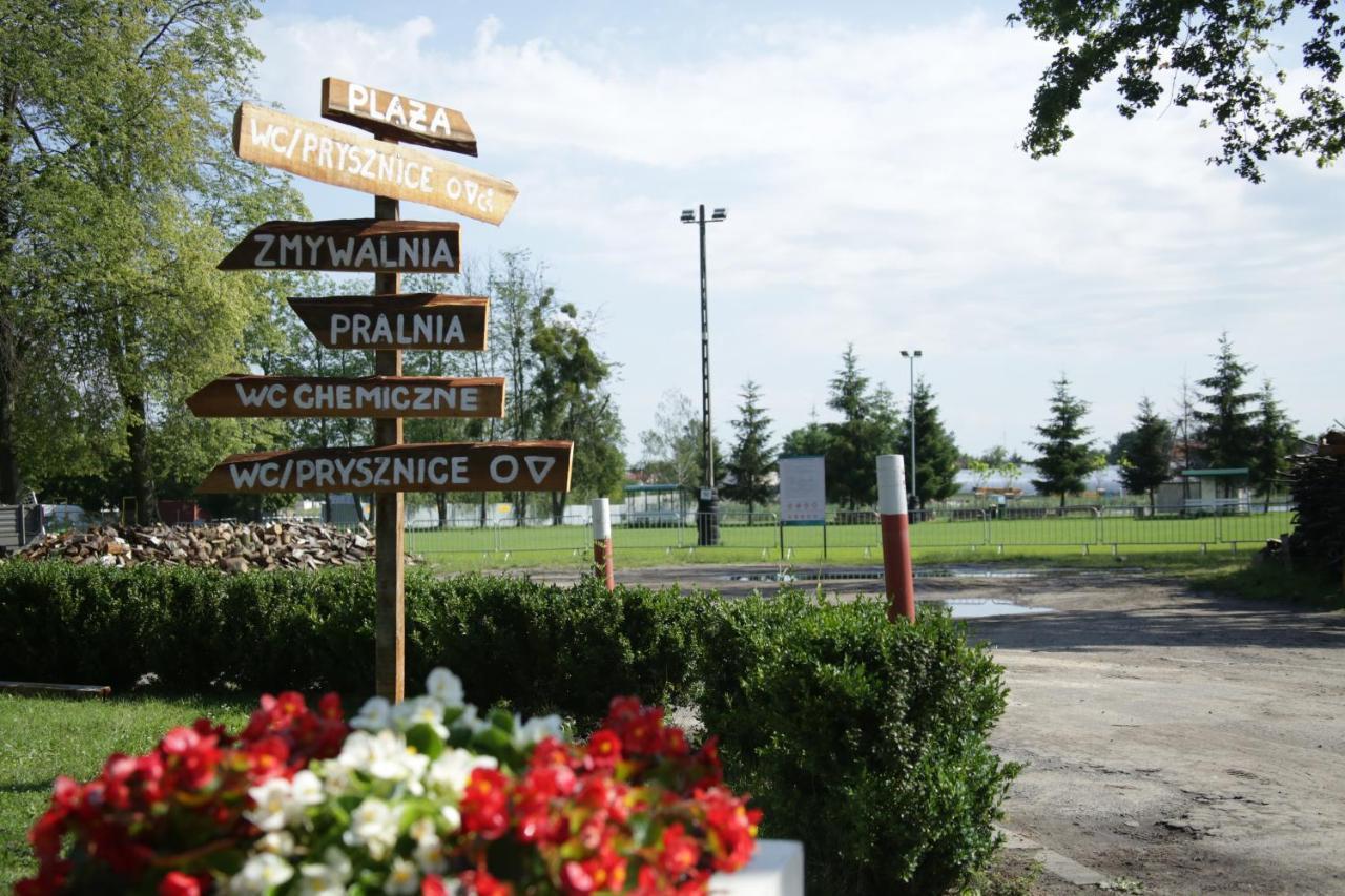 Camping Oaza Blonie Kornik Domki Standard - 3 Pokoje Εξωτερικό φωτογραφία